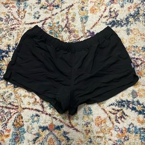 Patagonia Barely Baggies Shorts, color black, size XL